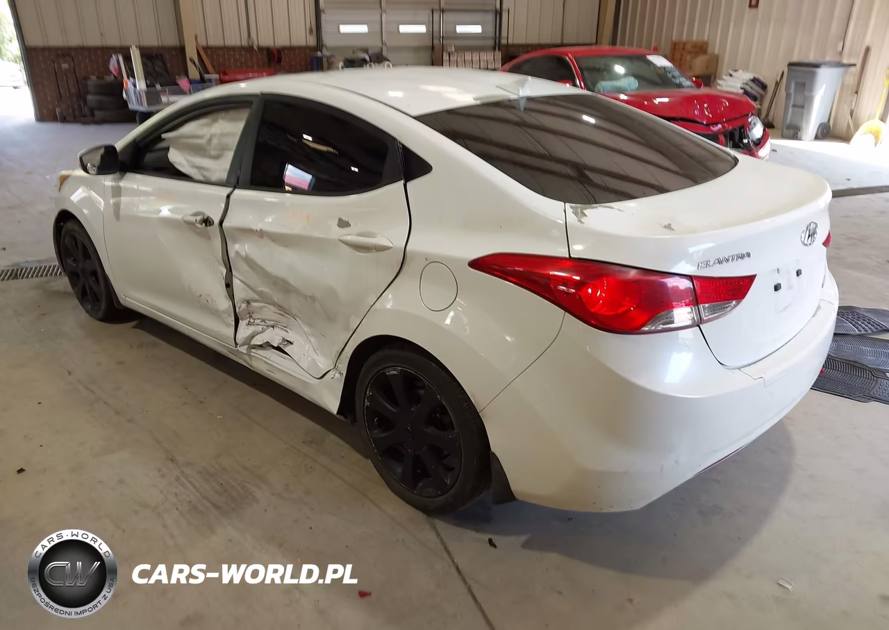 2013 Hyundai Elantra Limited VIN:5NPDH4AE3DH212234 - 3