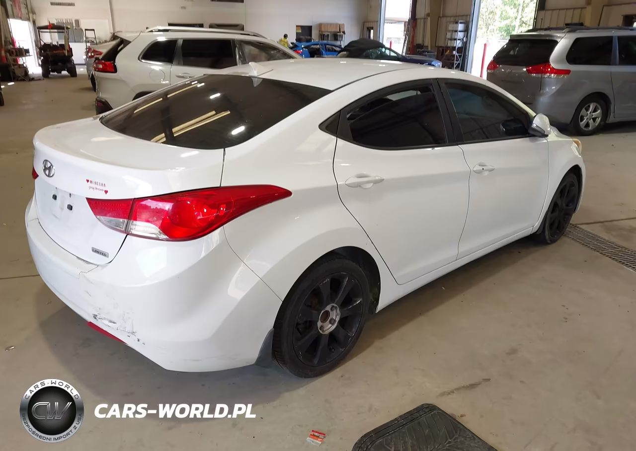 2013 Hyundai Elantra Limited VIN:5NPDH4AE3DH212234 - 4