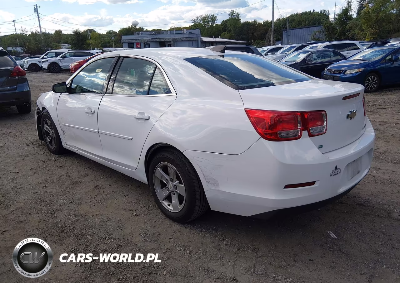 2015 Chevrolet Malibu Ls VIN:1G11B5SL6FF235651 - 3