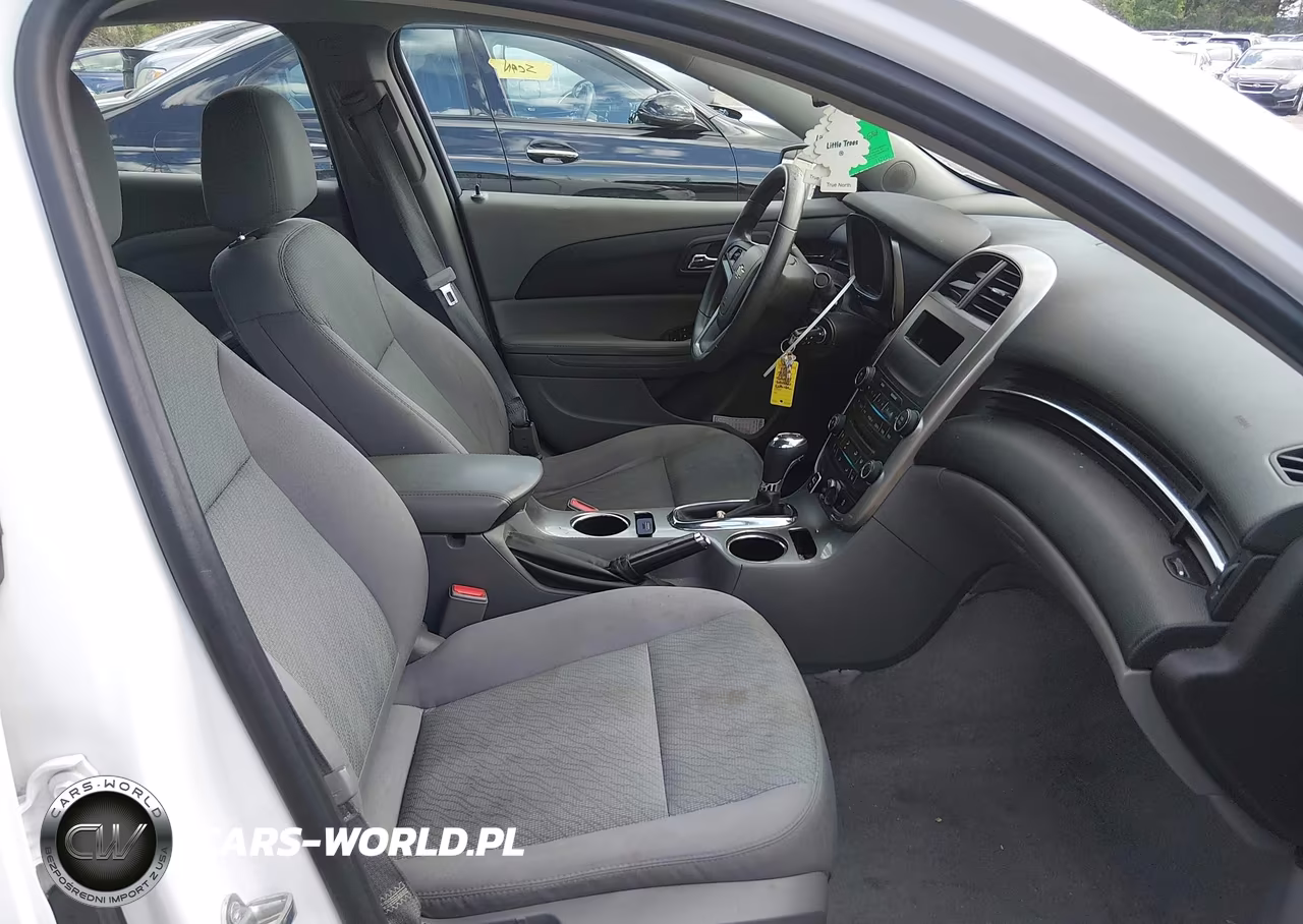 2015 Chevrolet Malibu Ls VIN:1G11B5SL6FF235651 - 5