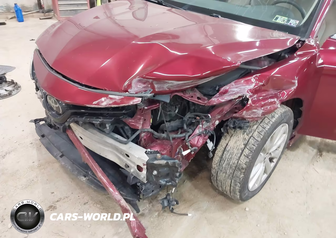 2019 Toyota Camry Le VIN:4T1B11HK1KU697235 - 6