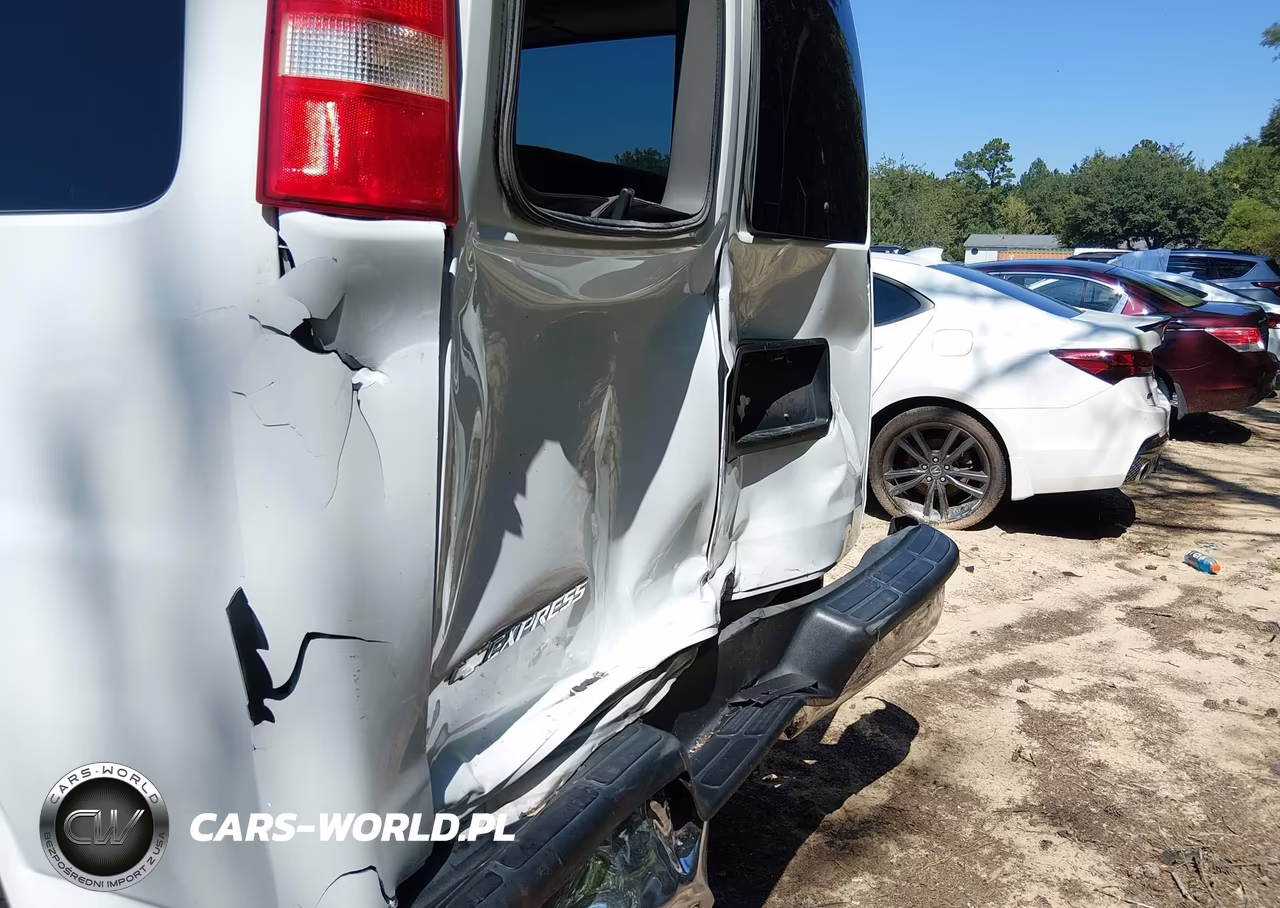 2017 Chevrolet Express 2500 Lt VIN:1GAWGFFG2H1338172 - 6