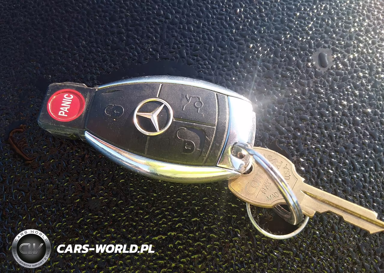 2009 Mercedes-Benz C 300 3.0L Luxury-Sport VIN:WDDGF54X69R046173 - 11