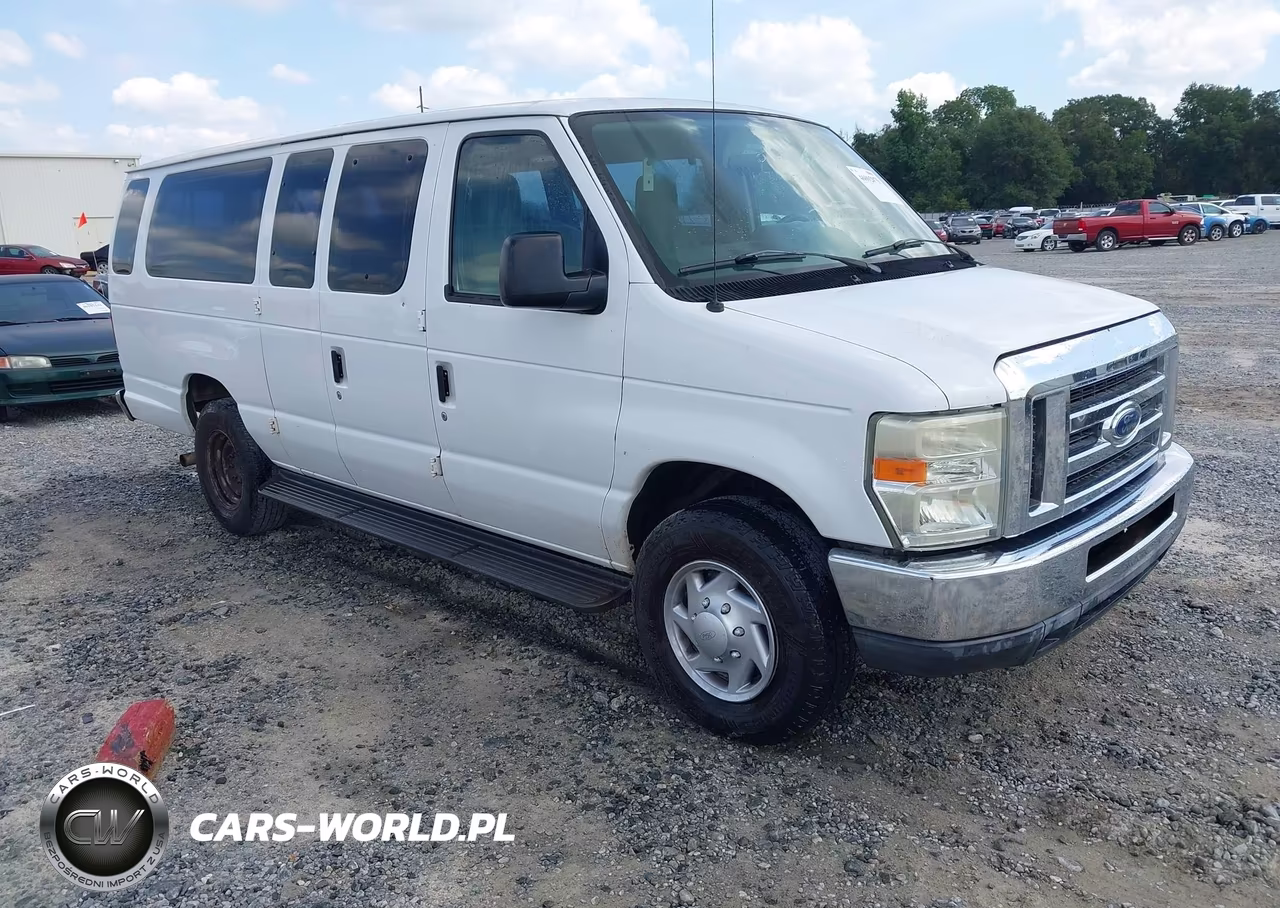 2011 Ford E-350 Super Duty Xlt