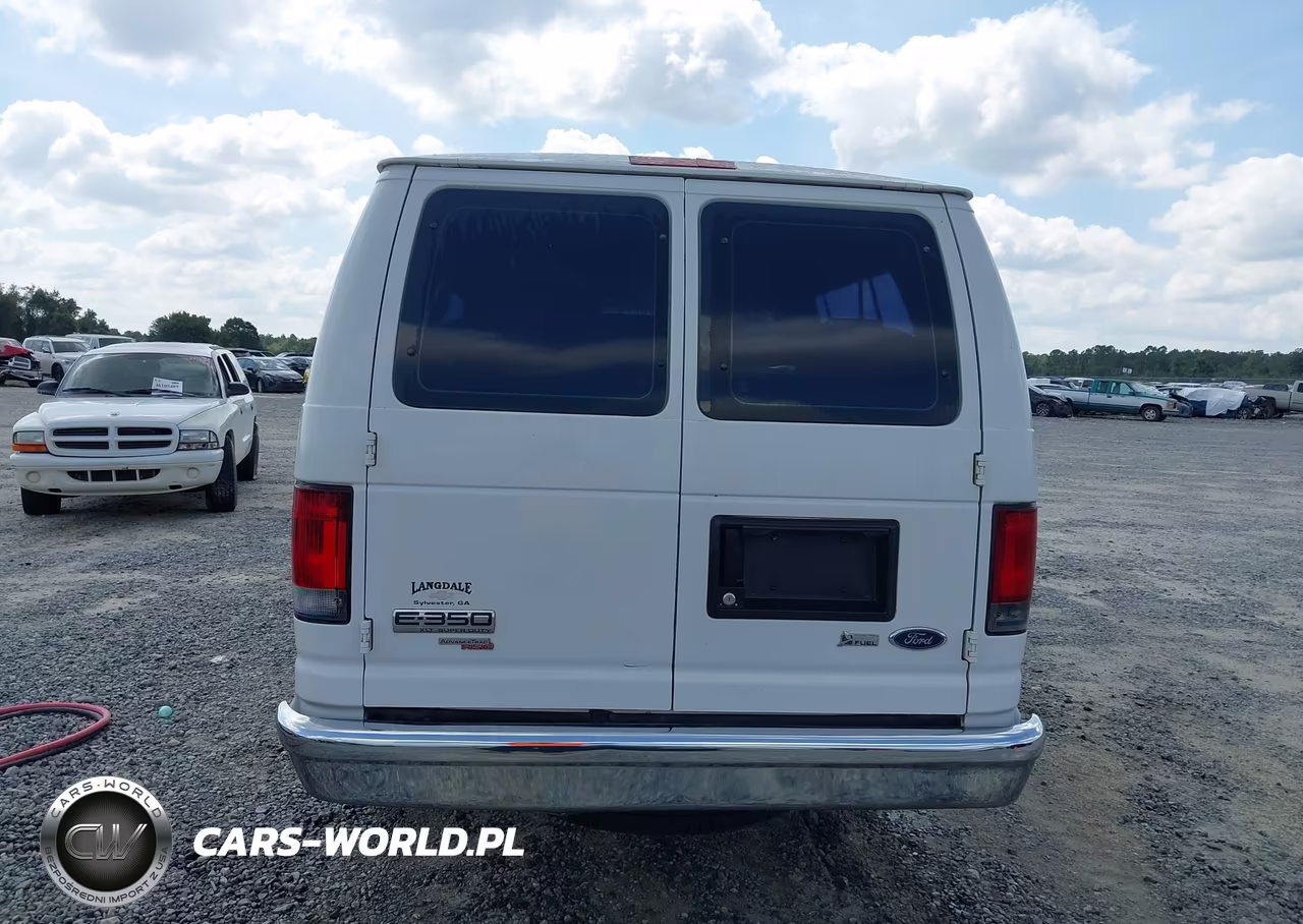 2011 Ford E-350 Super Duty Xlt VIN:1FBSS3BL9BDA64243 - 16
