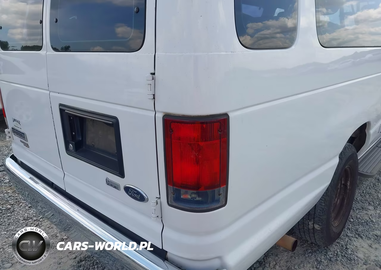 2011 Ford E-350 Super Duty Xlt VIN:1FBSS3BL9BDA64243 - 6