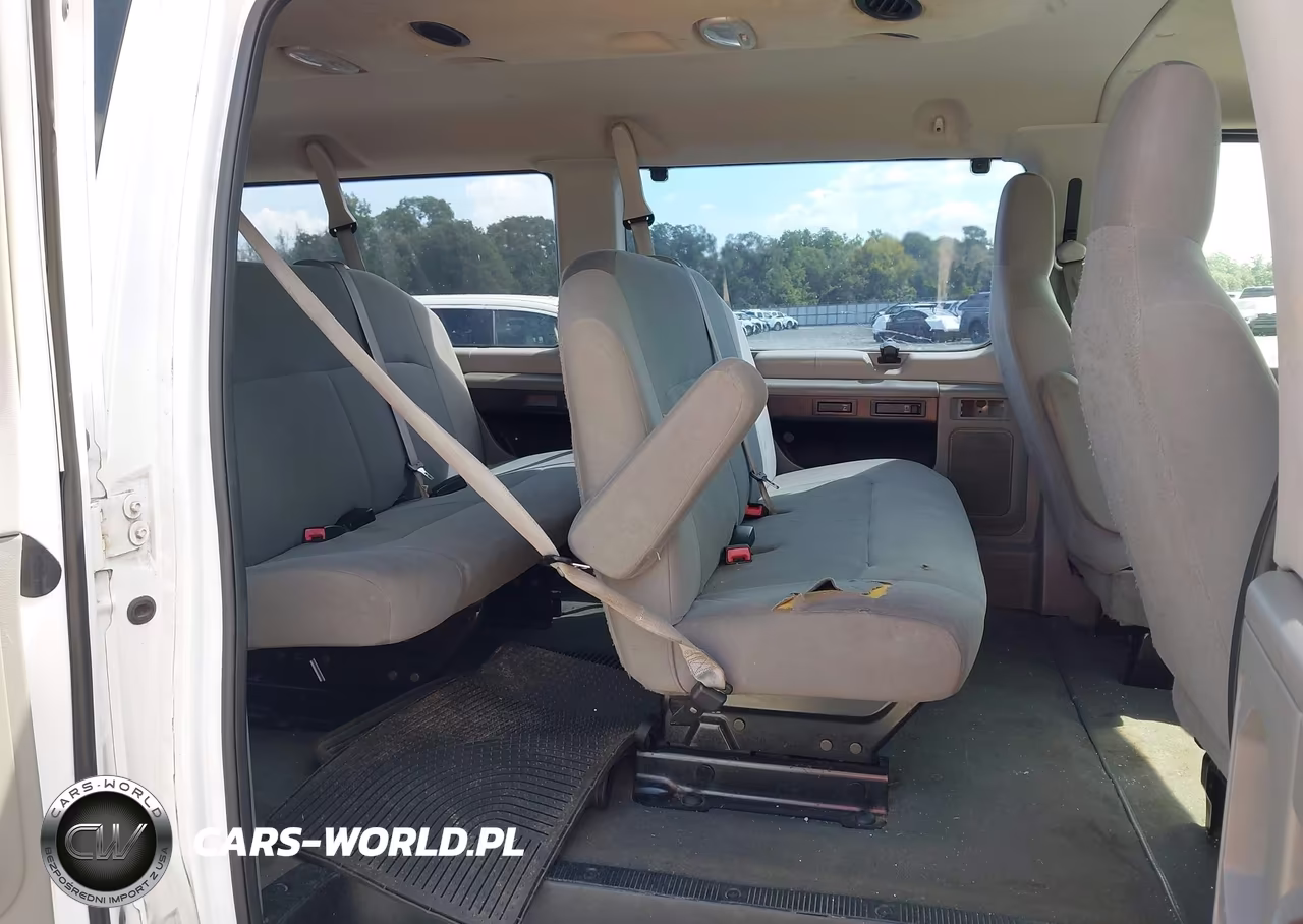 2011 Ford E-350 Super Duty Xlt VIN:1FBSS3BL9BDA64243 - 8