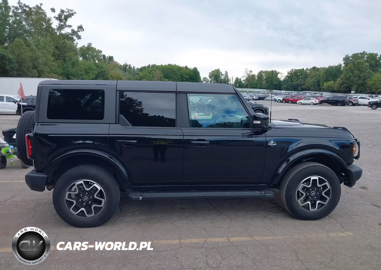 2023 Ford Bronco Outer Banks VIN:1FMEE5BP8PLA82529 - 13