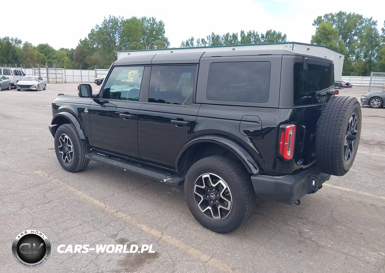 2023 Ford Bronco Outer Banks VIN:1FMEE5BP8PLA82529 - 3