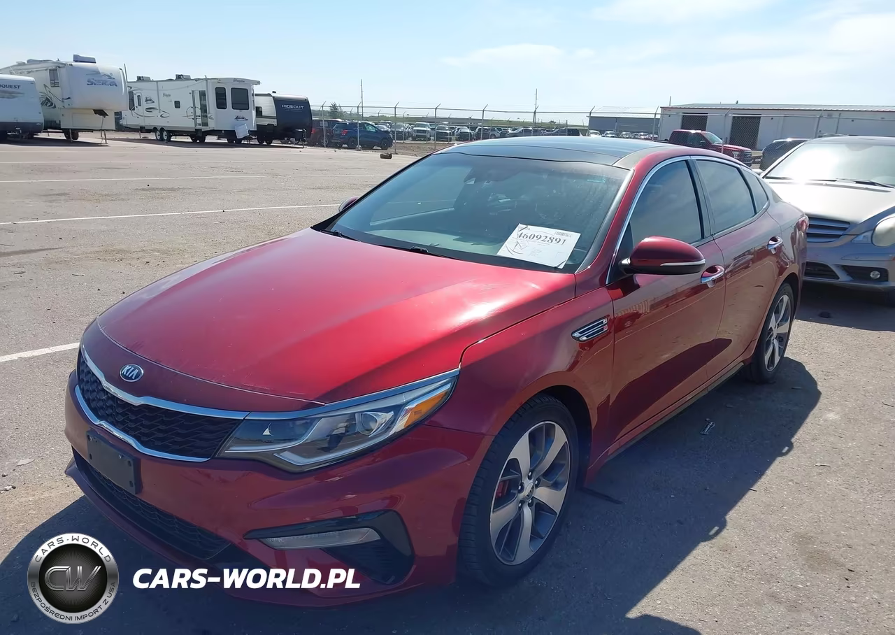 2019 Kia Optima S VIN:5XXGT4L37KG294968 - 2