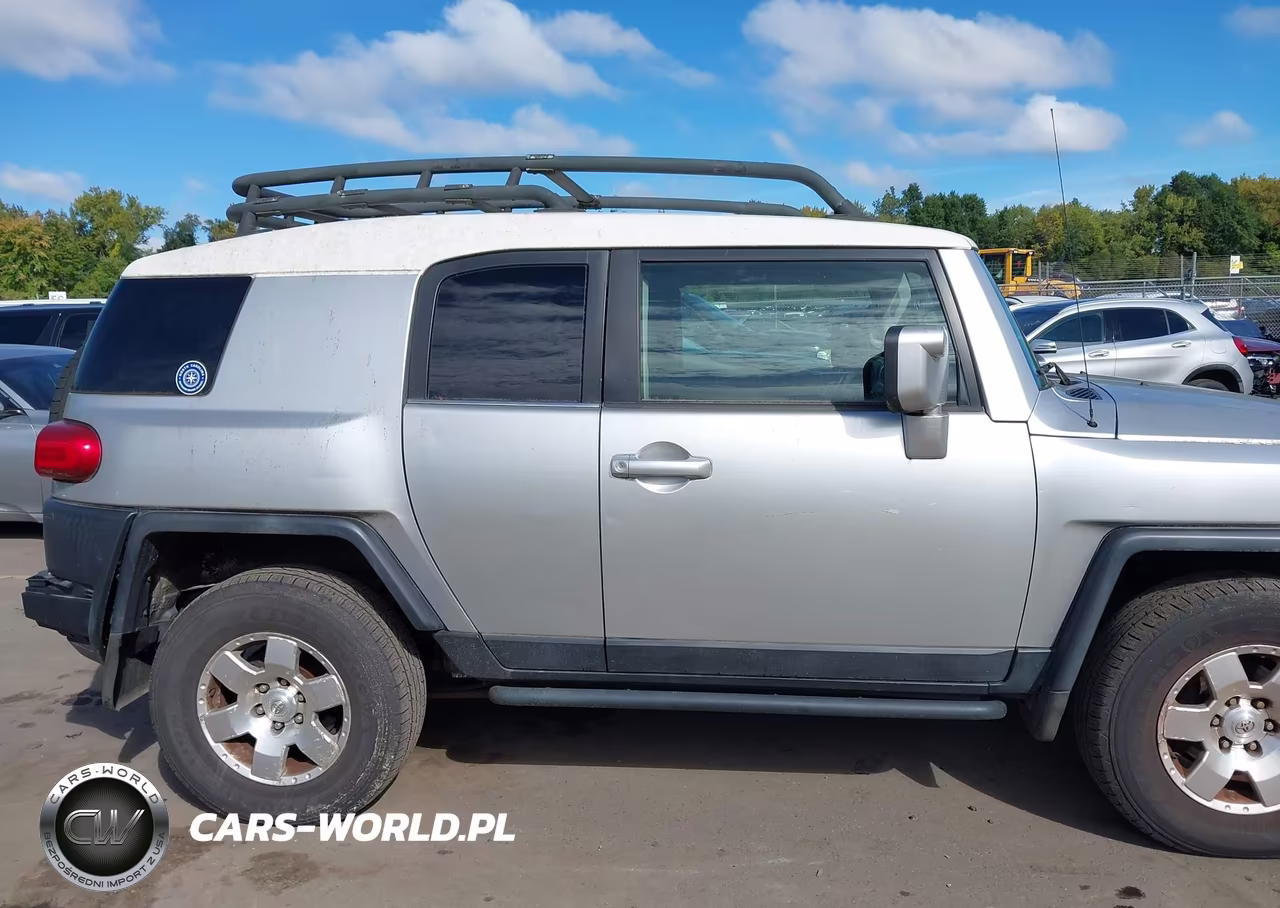 2007 Toyota Fj Cruiser VIN:JTEBU11F770001335 - 13