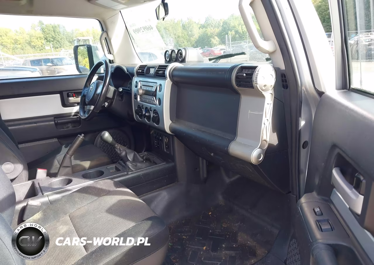2007 Toyota Fj Cruiser VIN:JTEBU11F770001335 - 5