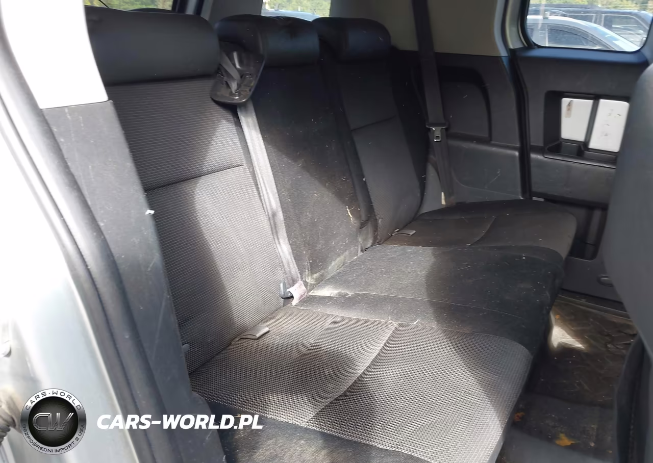 2007 Toyota Fj Cruiser VIN:JTEBU11F770001335 - 8