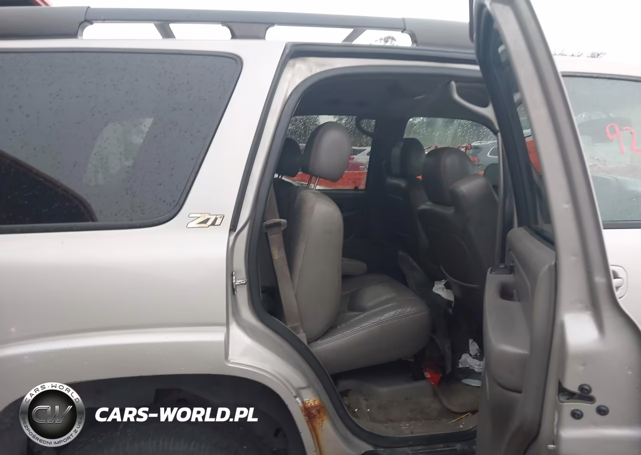 2004 Chevrolet Tahoe Z71 VIN:1GNEK13Z74R216212 - 8