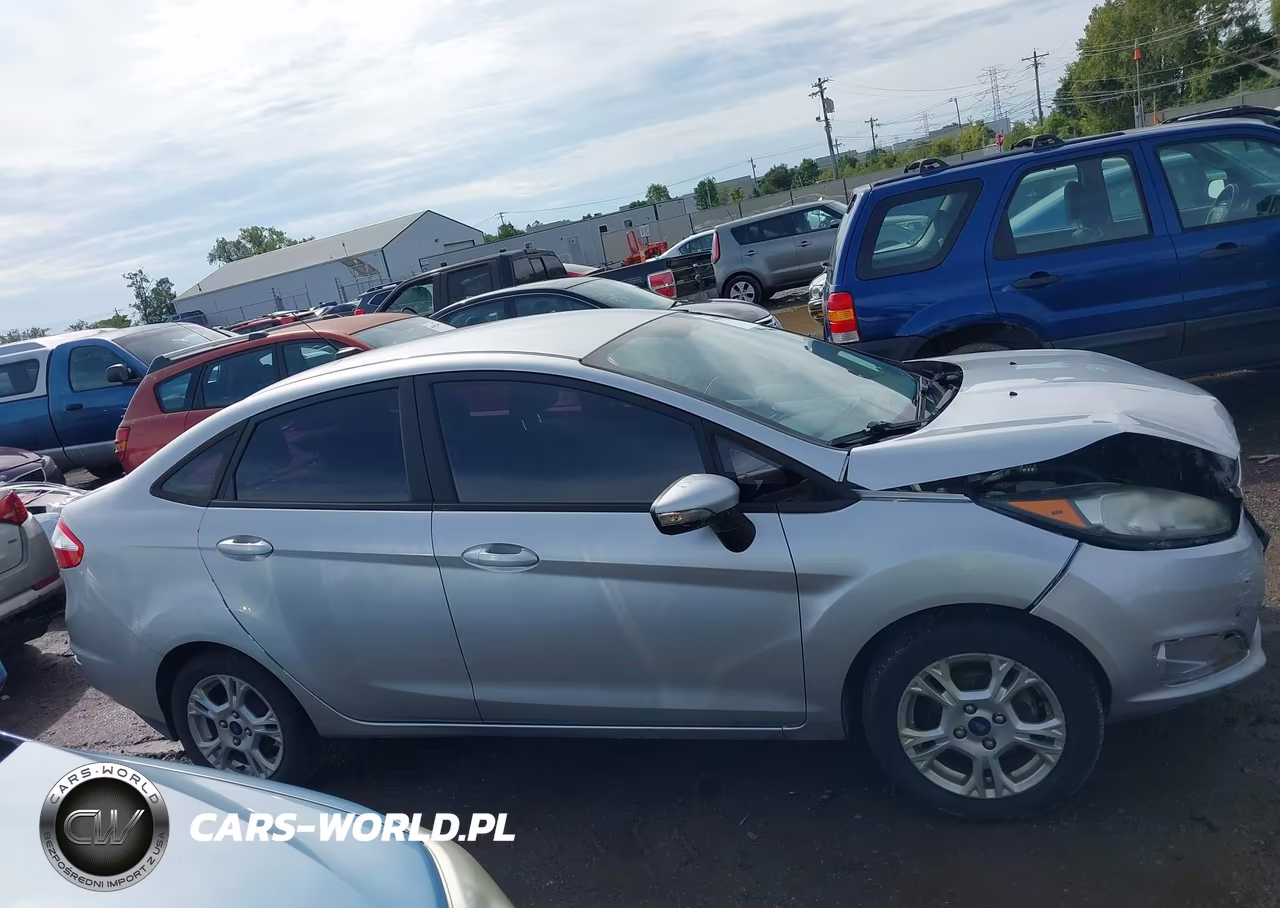 2015 Ford Fiesta Se VIN:3FADP4BJ8FM150623 - 13
