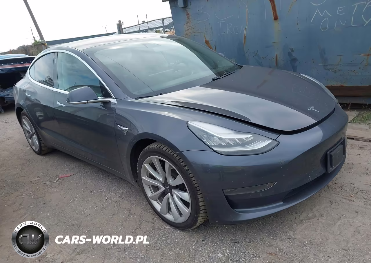 2018 Tesla Model 3 Long Range-Mid Range – zdjęcie 1 z 18
