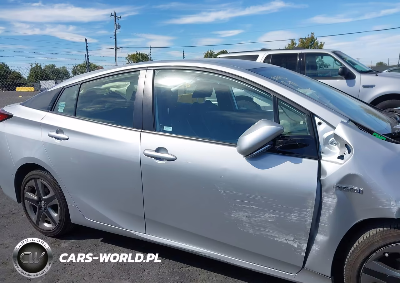 2019 Toyota Prius Limited VIN:JTDKARFU5K3075296 - 15