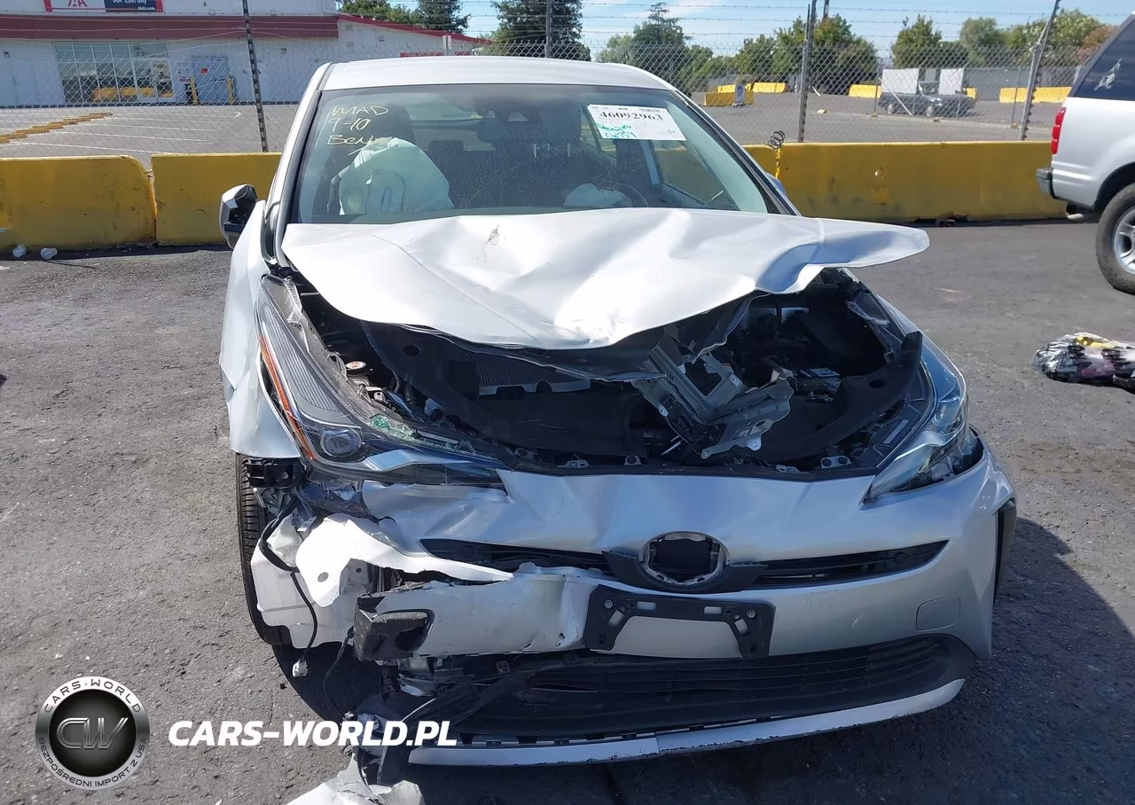 2019 Toyota Prius Limited VIN:JTDKARFU5K3075296 - 6
