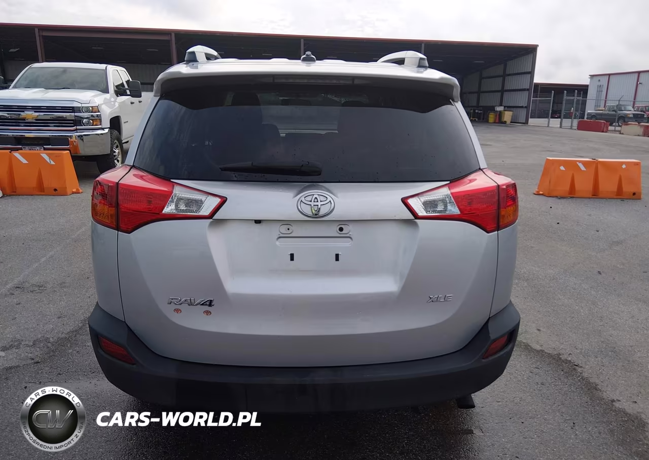 2015 Toyota Rav4 Xle VIN:2T3WFREV0FW197547 - 16