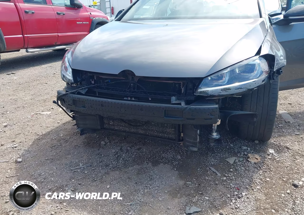 2016 Volkswagen Golf R 4-Door VIN:WVWUF7AU8GW115012 - 6