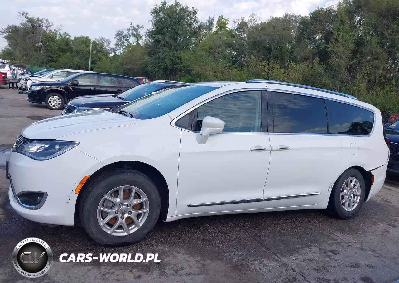 2020 Chrysler Pacifica Touring L VIN:2C4RC1BG6LR287210 - 14