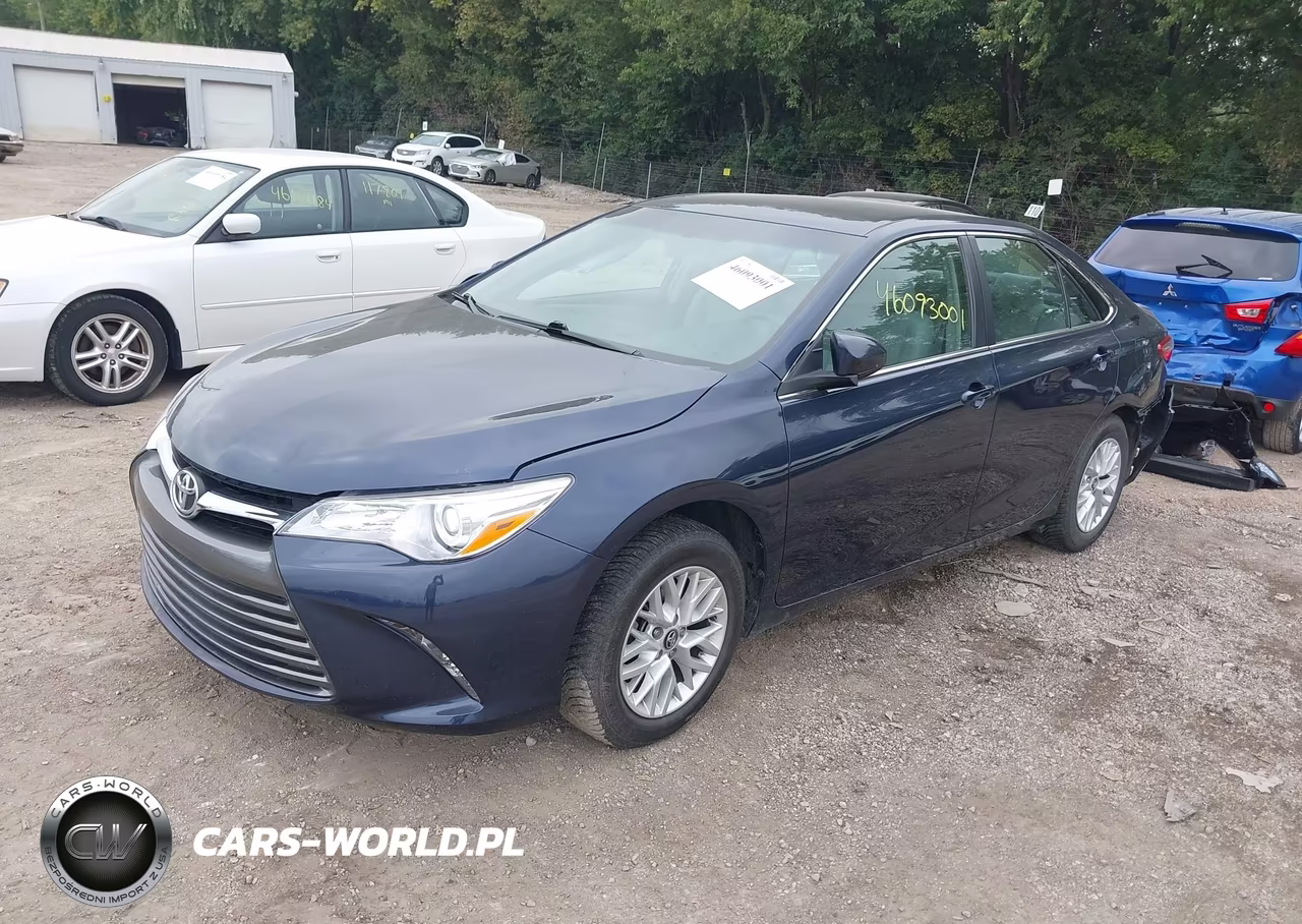 2017 Toyota Camry Le VIN:4T1BF1FK8HU705084 - 2