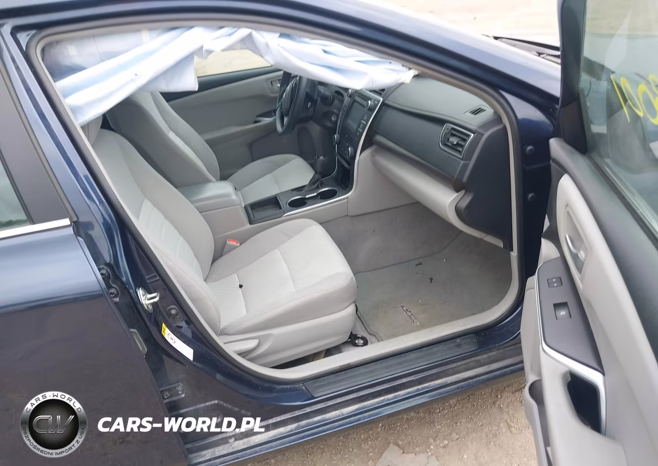 2017 Toyota Camry Le VIN:4T1BF1FK8HU705084 - 5