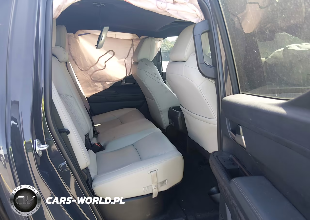 2025 Toyota Tacoma Limited VIN:3TYLB5JN9ST100679 - 8