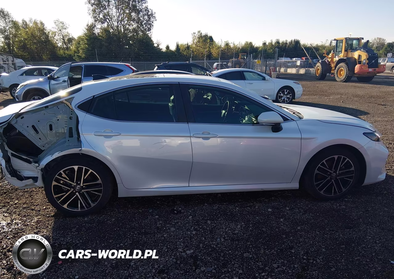 2025 Toyota Camry Xle VIN:4T1DAACK6SU535391 - 14