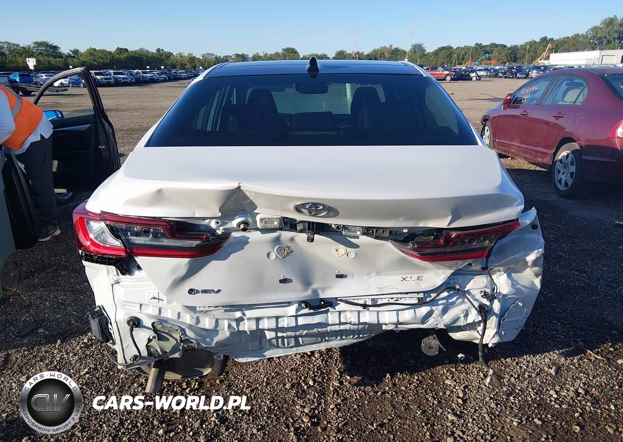 2025 Toyota Camry Xle VIN:4T1DAACK6SU535391 - 17