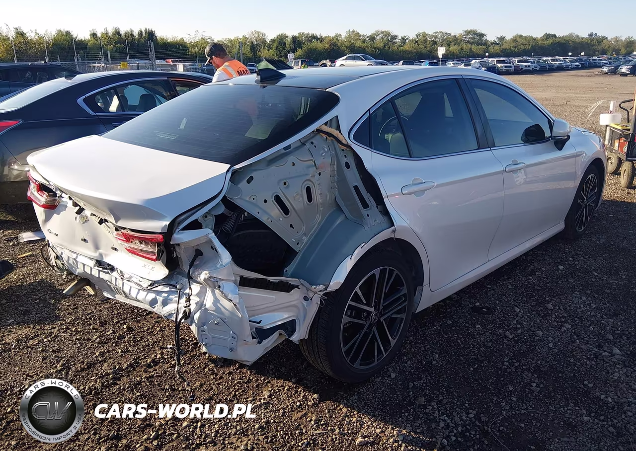 2025 Toyota Camry Xle VIN:4T1DAACK6SU535391 - 4