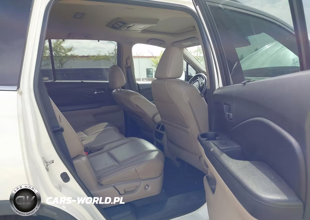 2016 Honda Pilot Touring VIN:5FNYF6H94GB025485 - 8