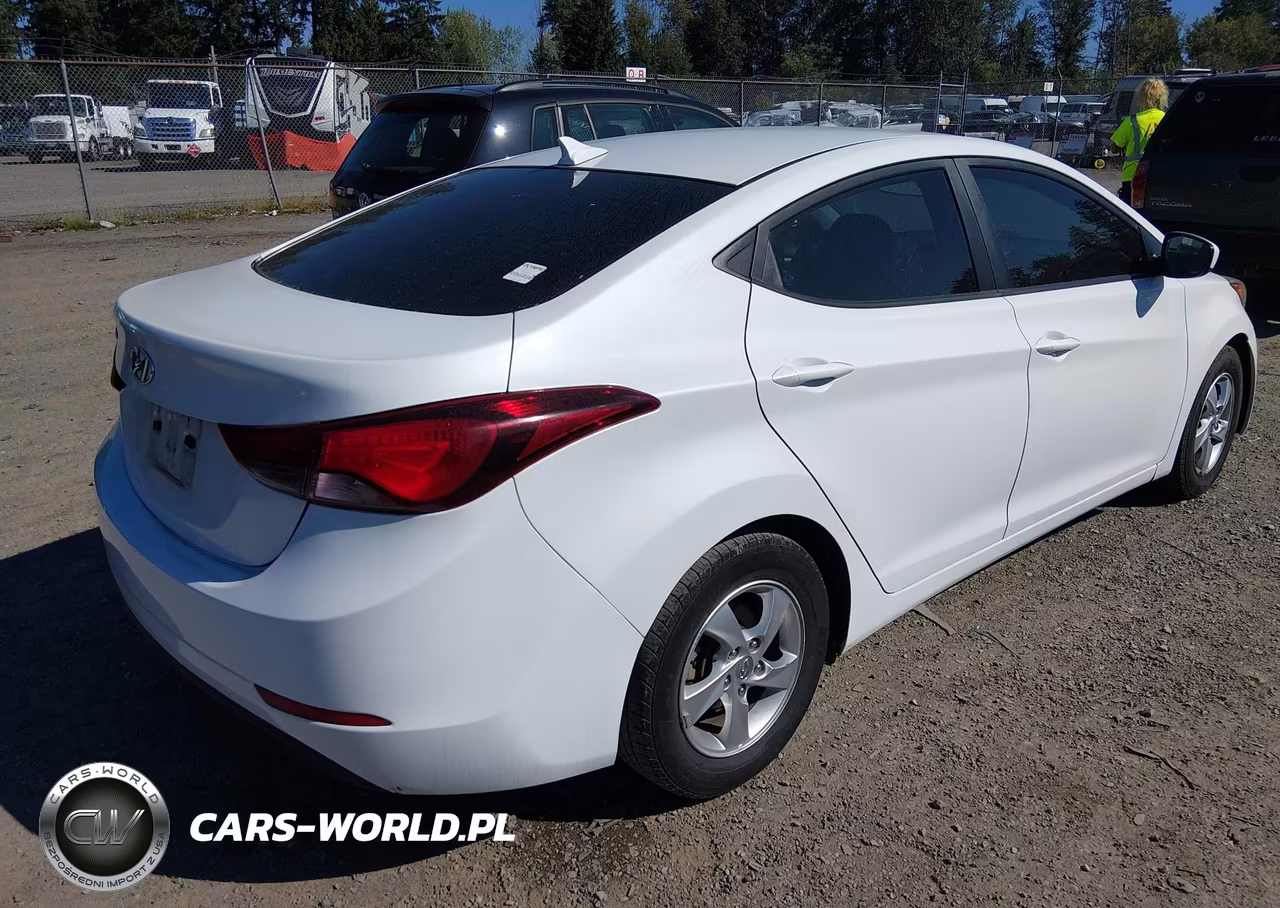 2015 Hyundai Elantra Se VIN:5NPDH4AE0FH573374 - 4