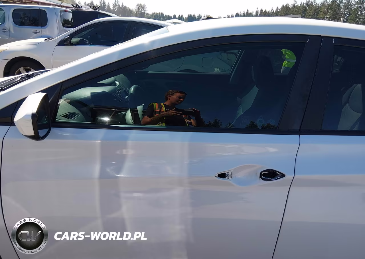 2015 Hyundai Elantra Se VIN:5NPDH4AE0FH573374 - 6