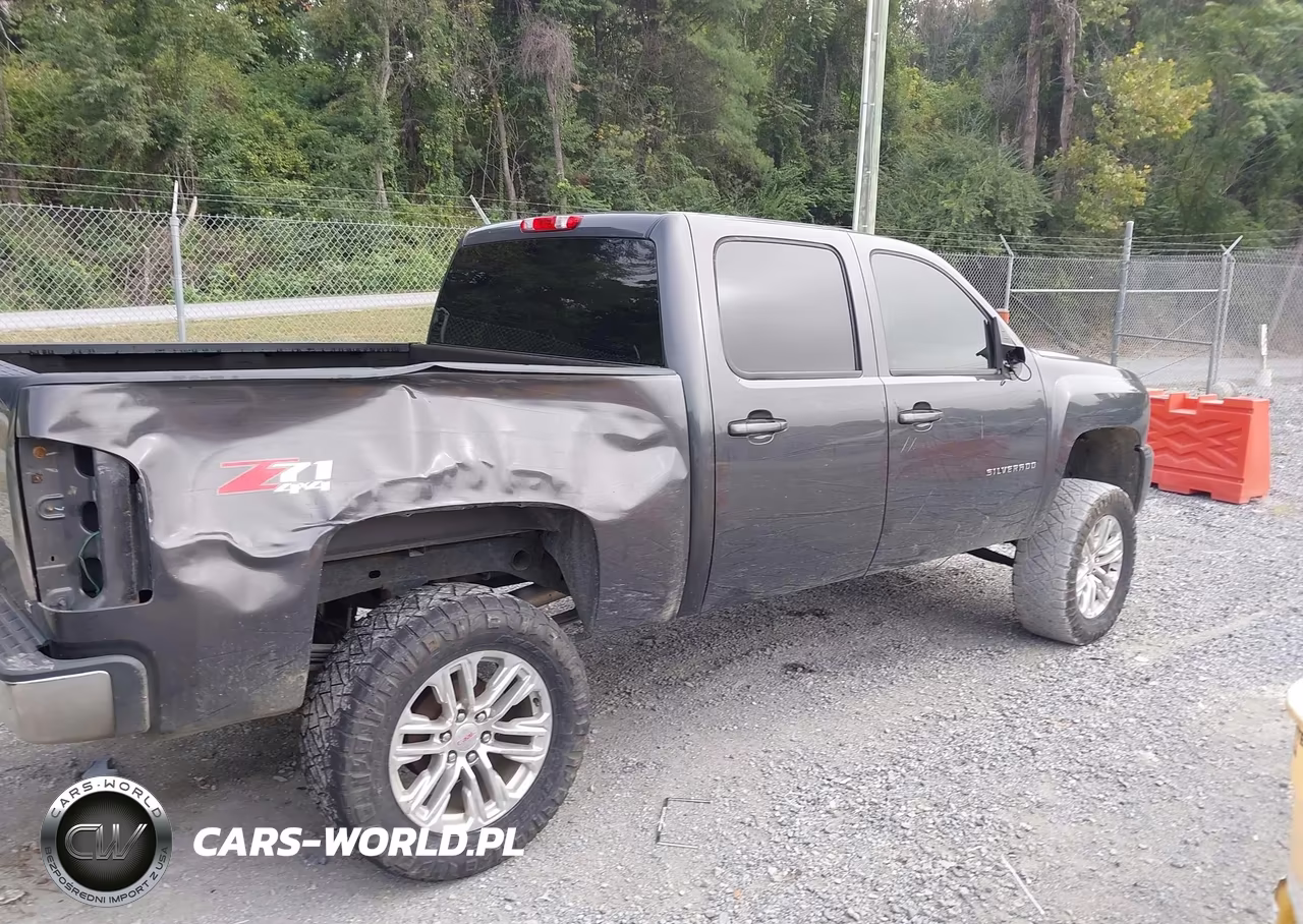 2011 Chevrolet Silverado 1500 Lt VIN:3GCPKSE3XBG196888 - 4