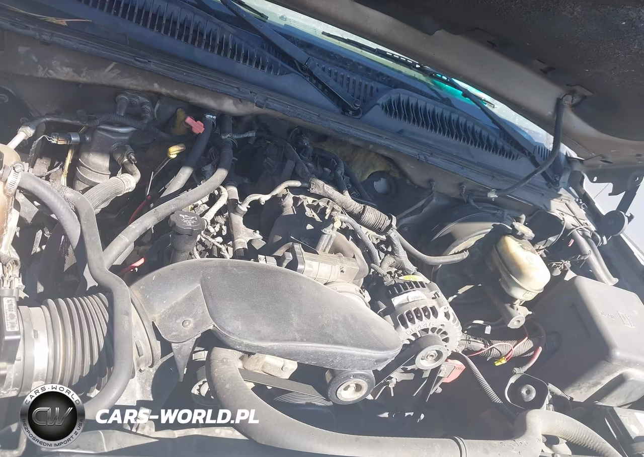 2005 Chevrolet Silverado 1500 Work Truck VIN:2GCEC19V051319833 - 10