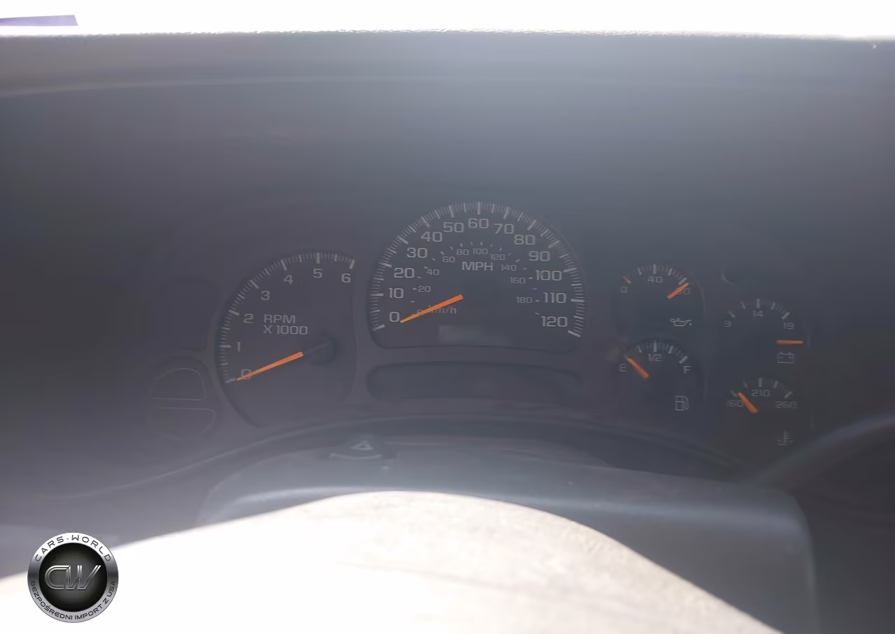2005 Chevrolet Silverado 1500 Work Truck VIN:2GCEC19V051319833 - 7