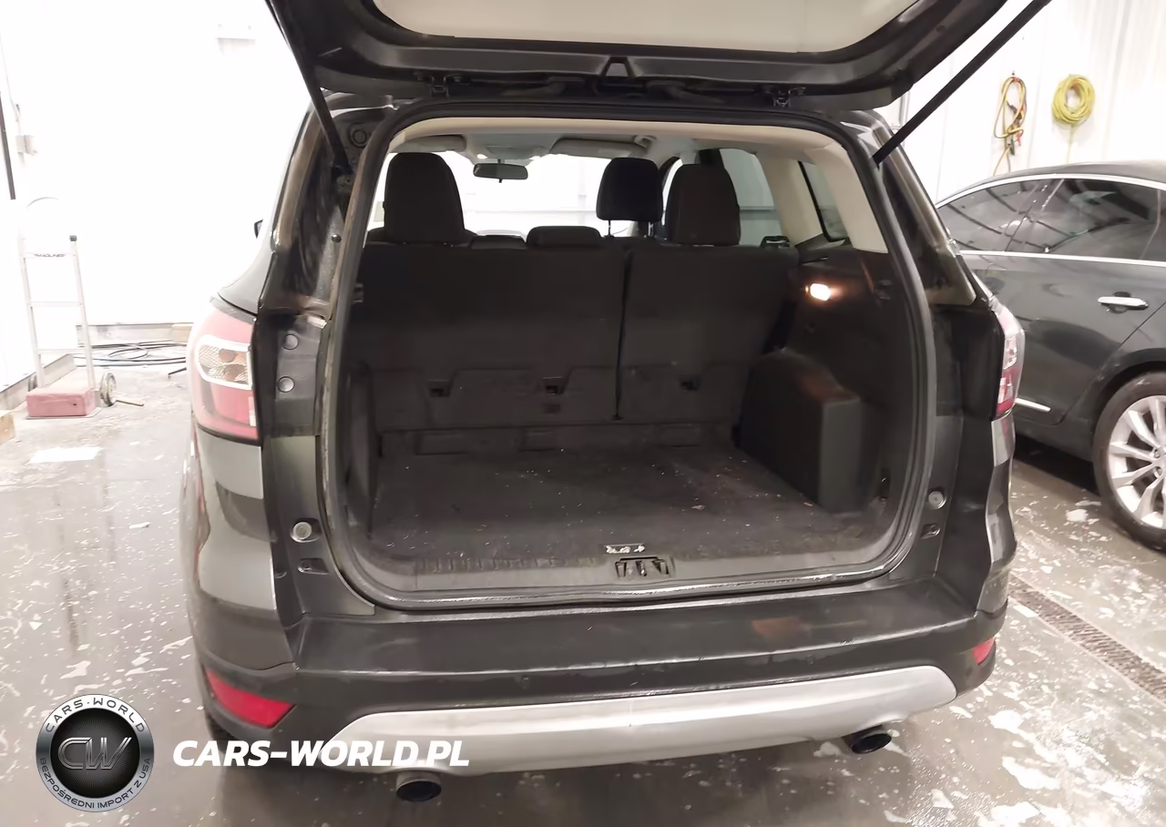 2017 Ford Escape Se VIN:1FMCU9GD9HUC79933 - 17