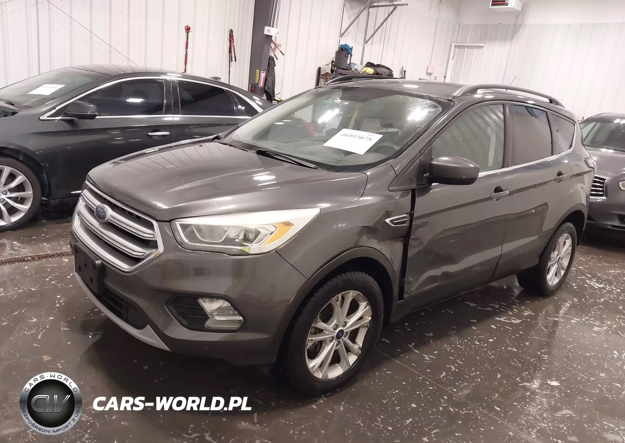 2017 Ford Escape Se VIN:1FMCU9GD9HUC79933 - 6