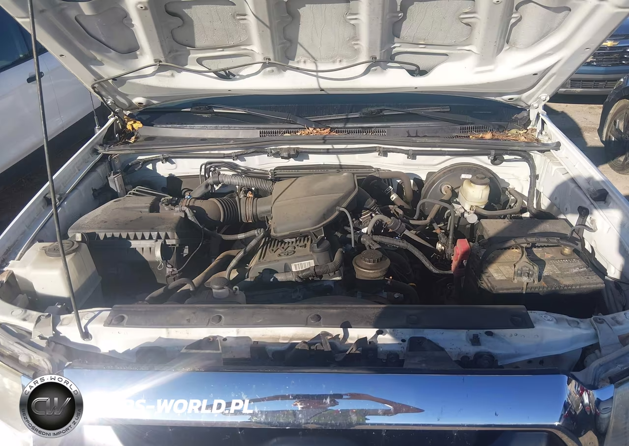 2015 Toyota Tacoma VIN:5TFUX4EN4FX030482 - 10