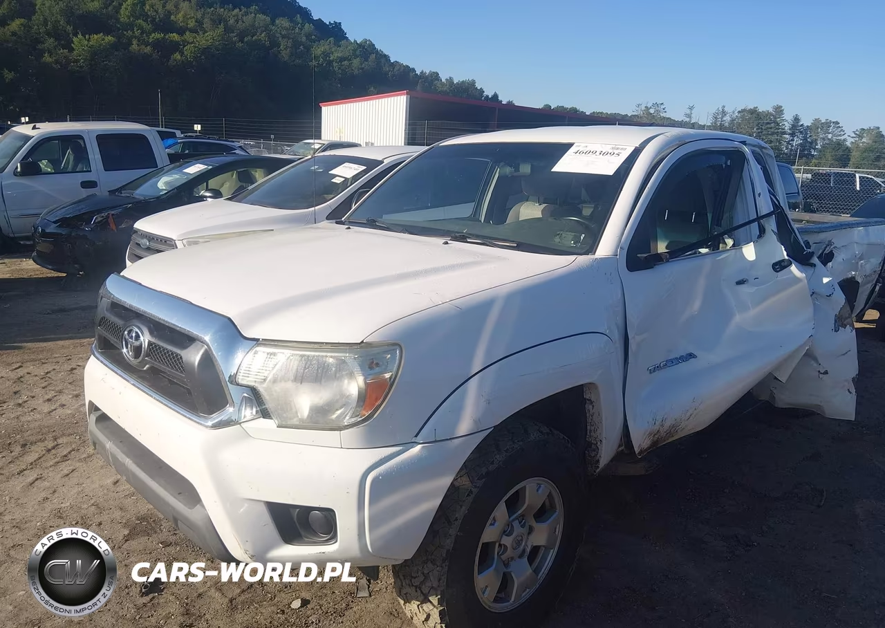 2015 Toyota Tacoma VIN:5TFUX4EN4FX030482 - 2