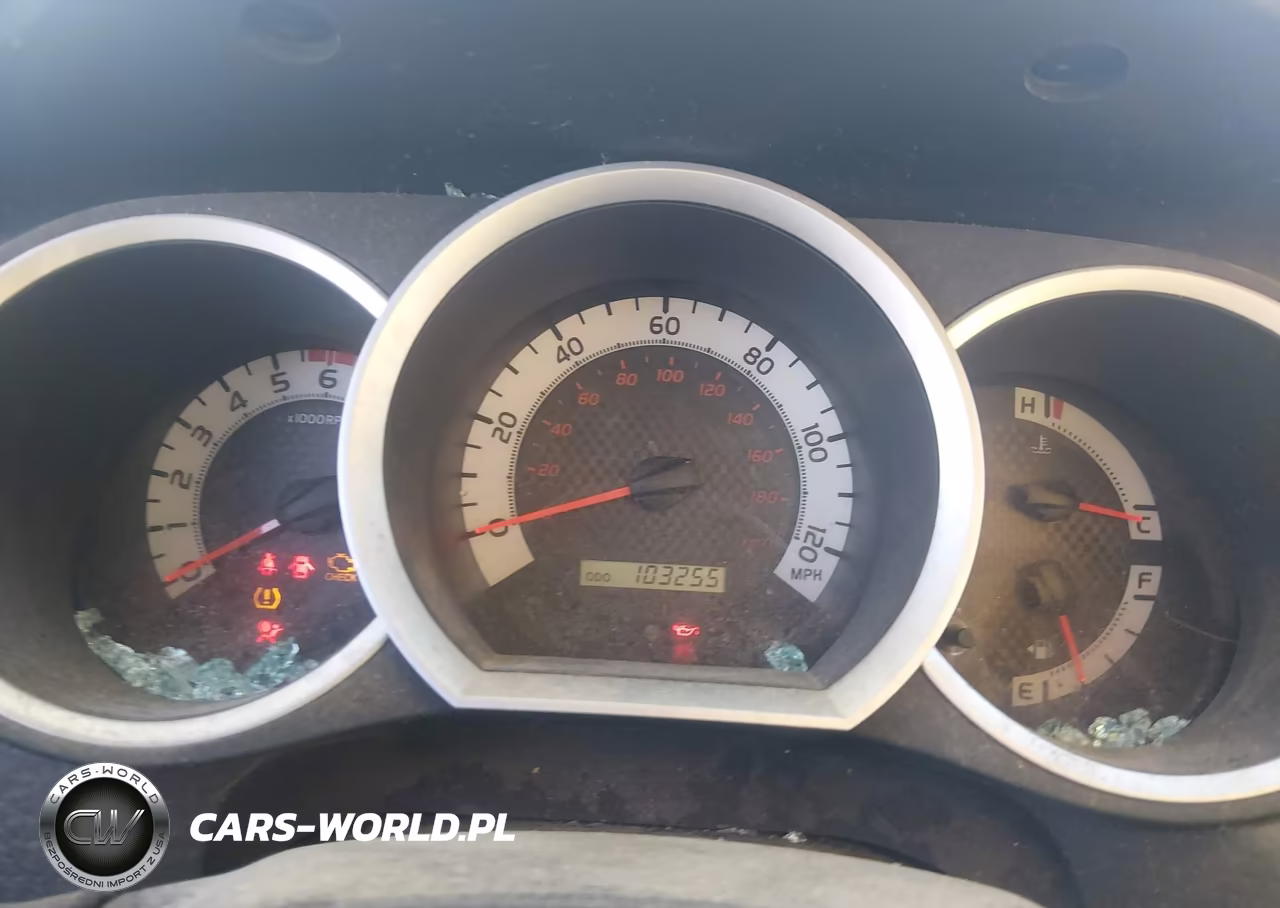 2015 Toyota Tacoma VIN:5TFUX4EN4FX030482 - 7