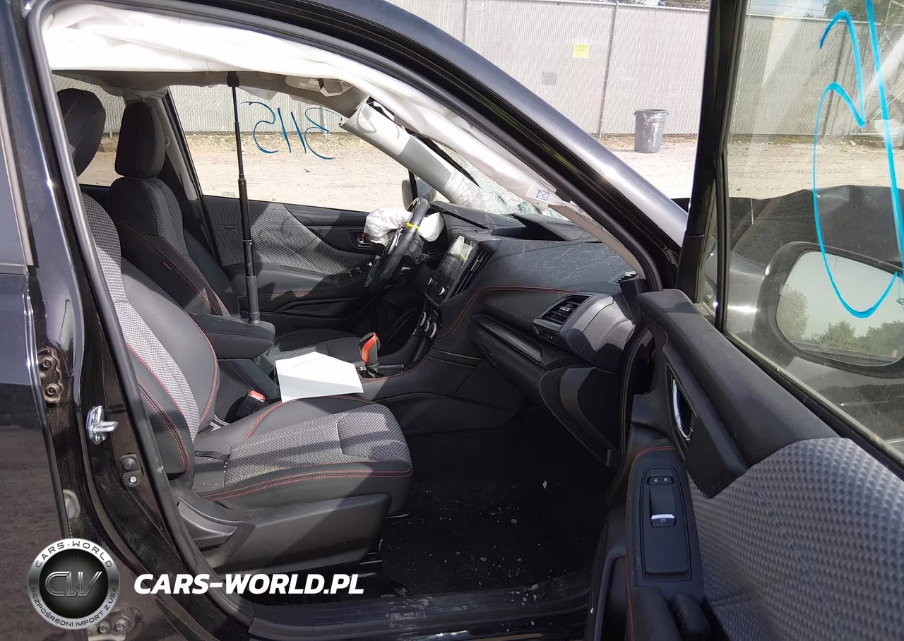 2024 Subaru Forester Sport VIN:JF2SKAGC6RH448624 - 5