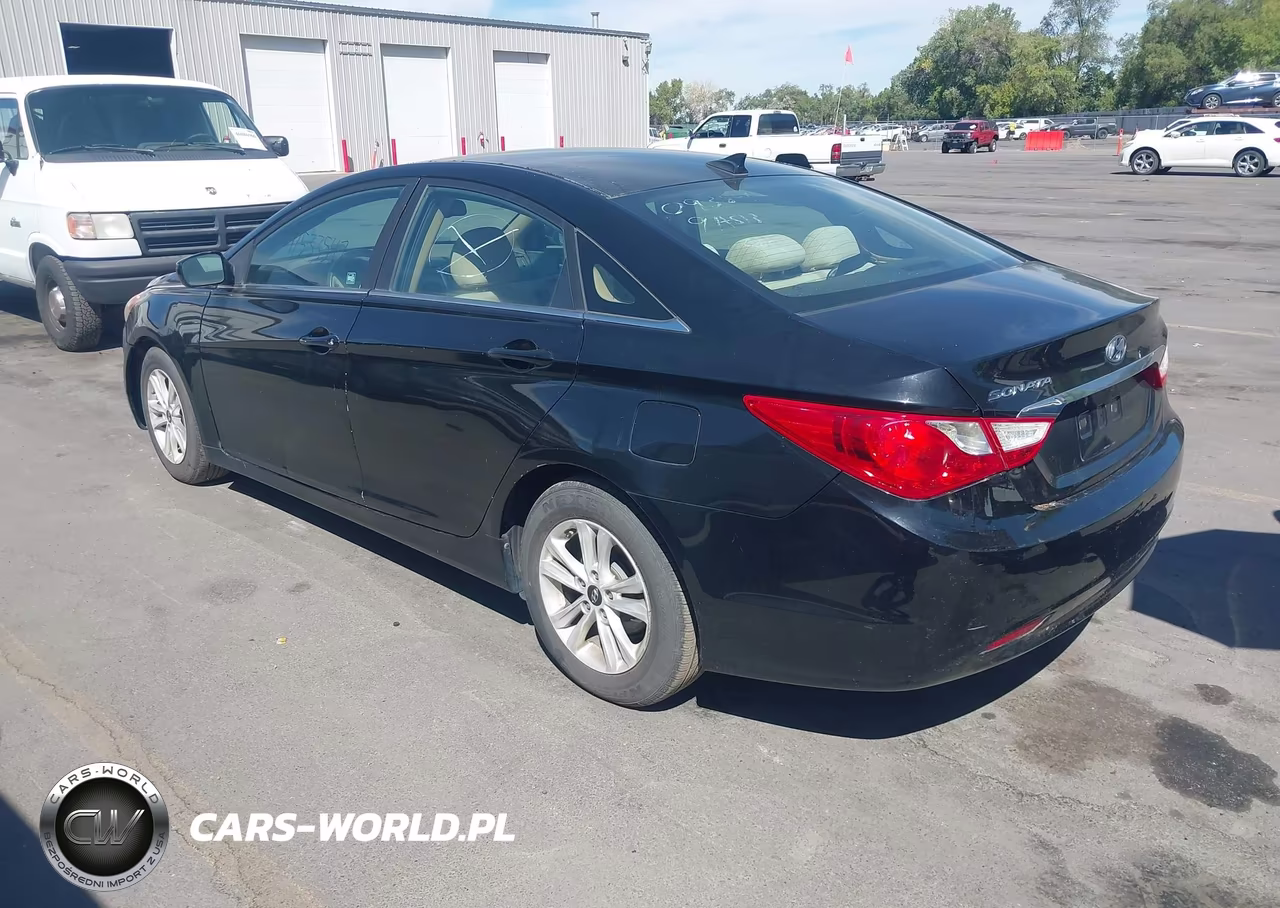 2013 Hyundai Sonata Gls VIN:5NPEB4AC5DH711928 - 3