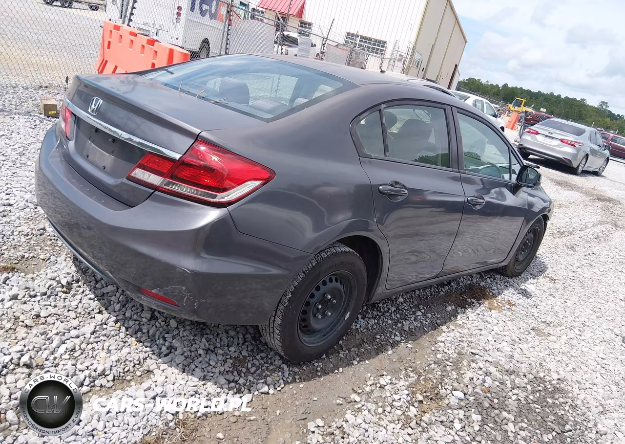 2015 Honda Civic Lx VIN:19XFB2F5XFE286796 - 4