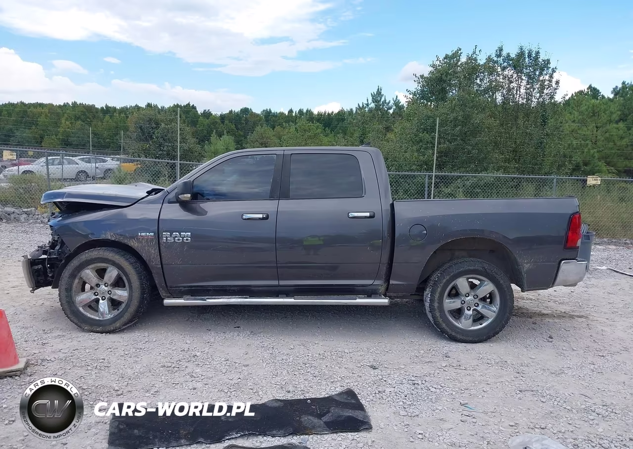 2015 Ram 1500 Big Horn VIN:1C6RR6LT4FS561733 - 14