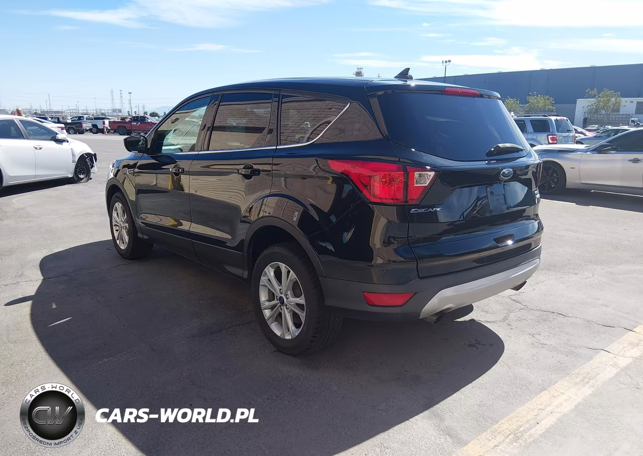 2019 Ford Escape Se VIN:1FMCU9GD3KUA80884 - 3