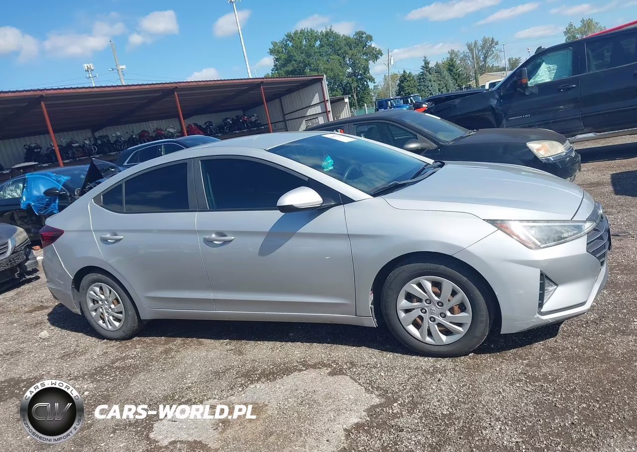 2019 Hyundai Elantra Se VIN:5NPD74LF2KH424256 - 13