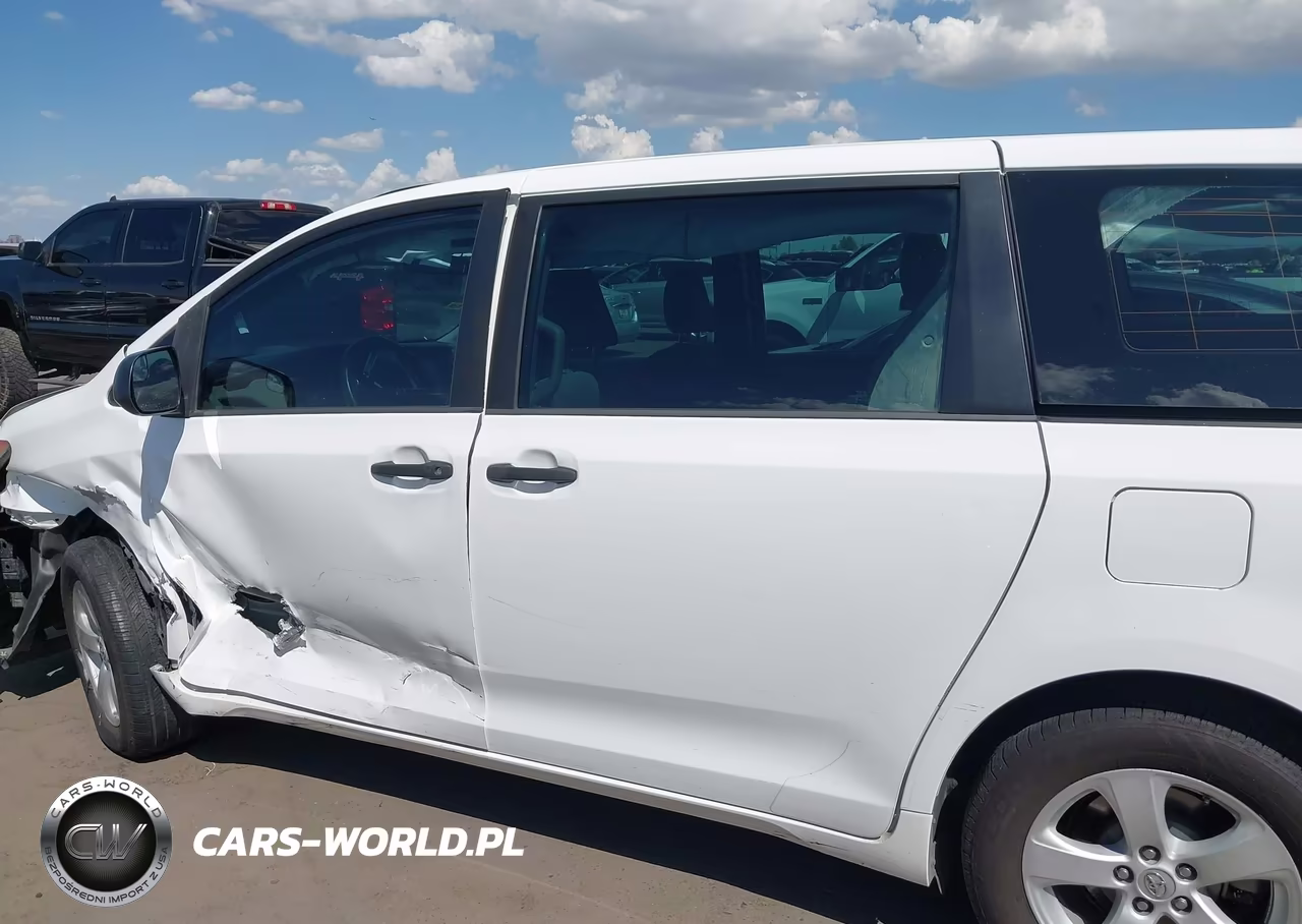2015 Toyota Sienna L 7 Passenger VIN:5TDZK3DC9FS548706 - 14