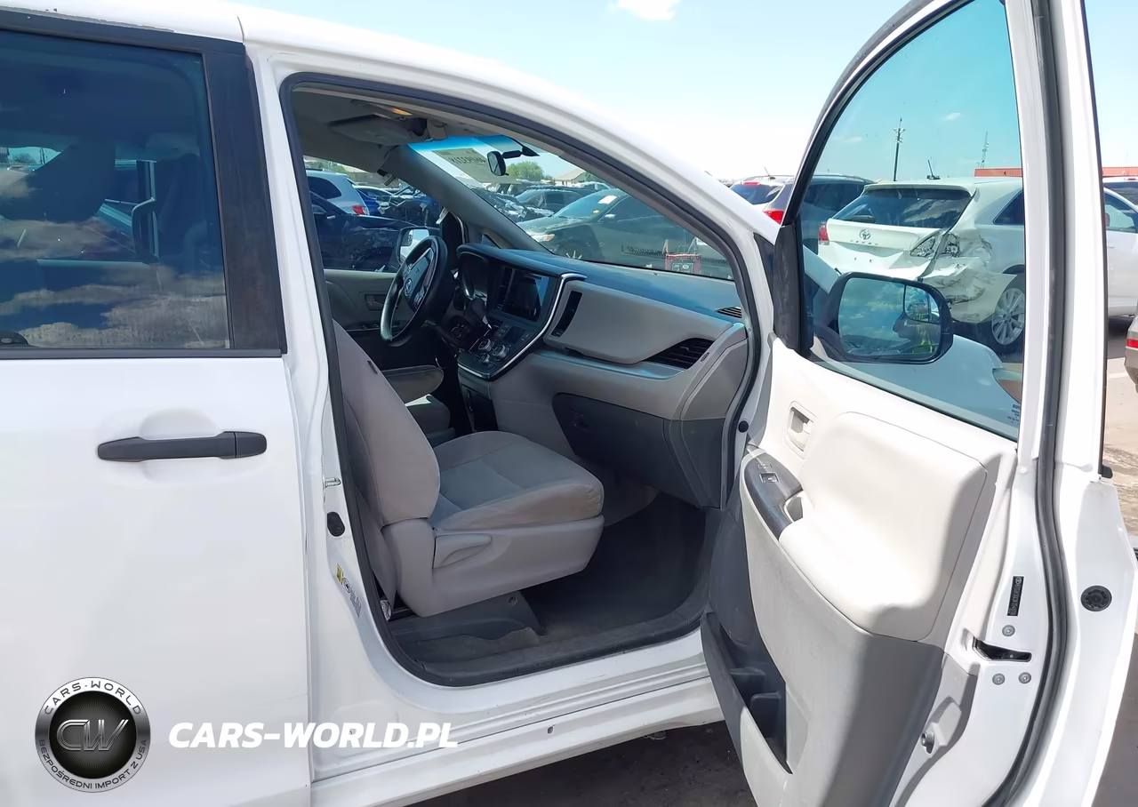 2015 Toyota Sienna L 7 Passenger VIN:5TDZK3DC9FS548706 - 5